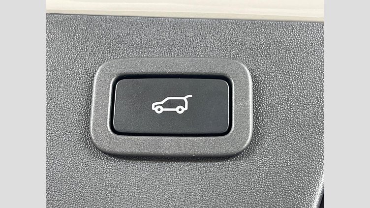2019 認定中古車 Jaguar E-Pace ボラスコグレー P250 オートマチック全輪駆動 R-DYNAMIC SE