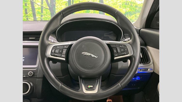 2019 認定中古車 Jaguar E-Pace ボラスコグレー P250 オートマチック全輪駆動 R-DYNAMIC SE