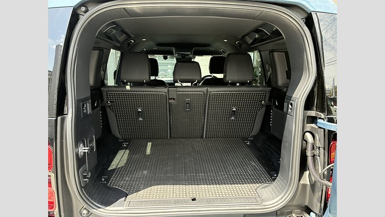 2025 認定中古車 Land Rover Defender 110 タスマンブルー D350 ディーゼルマイルドハイブリッド S