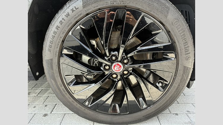 2022 認定中古車 Jaguar F-Pace サントリーニブラック P250 AWD（オートマチック） R-DYNAMIC SE