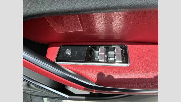 2022 認定中古車 Jaguar F-Pace サントリーニブラック P250 AWD（オートマチック） R-DYNAMIC SE
