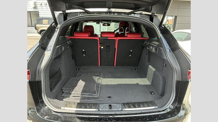 2022 認定中古車 Jaguar F-Pace サントリーニブラック P250 AWD（オートマチック） R-DYNAMIC SE