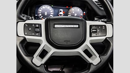 Defender 110 11
