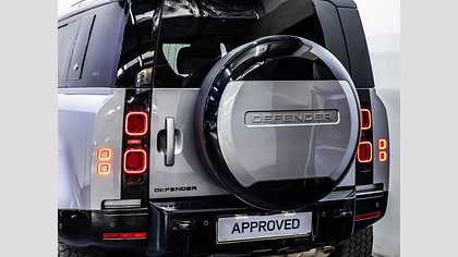 Defender 110 9