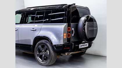 Defender 110 8