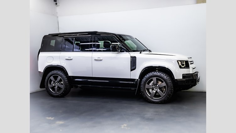 2025 Approved Land Rover Defender 110 Fuji White AWD D350 HSE X-Dynamic