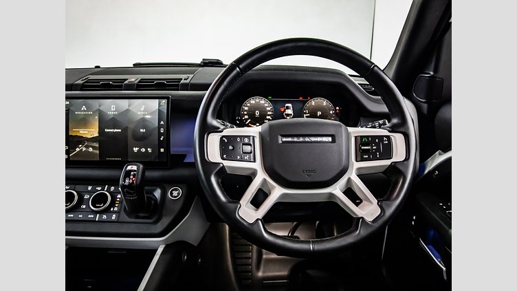 2025 Approved Land Rover Defender 110 Fuji White AWD D350 HSE X-Dynamic
