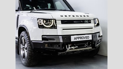 Defender 110 2