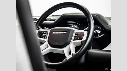 Defender 110 21