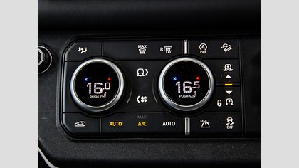 Defender 110 13