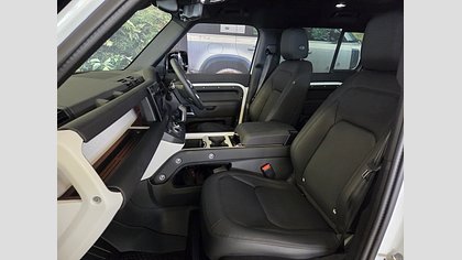 Defender 110 7