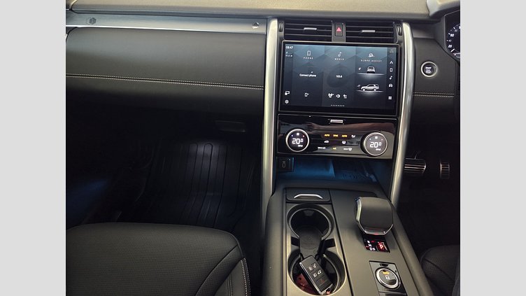 2026 Approved Land Rover Discovery Fuji White AWD 3.0D Gemini (D350)