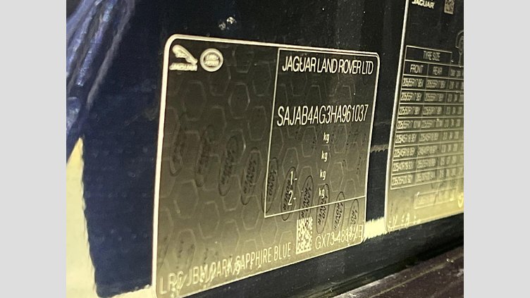 2016 認定中古車 Jaguar XE Loire Blue P200 プレステージ