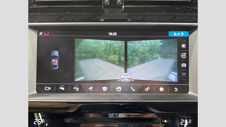 2016 認定中古車 Jaguar XE Loire Blue P200 プレステージ