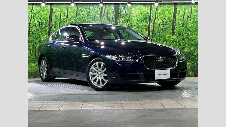 2016 認定中古車 Jaguar XE Loire Blue P200 プレステージ