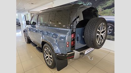 Defender 110 2