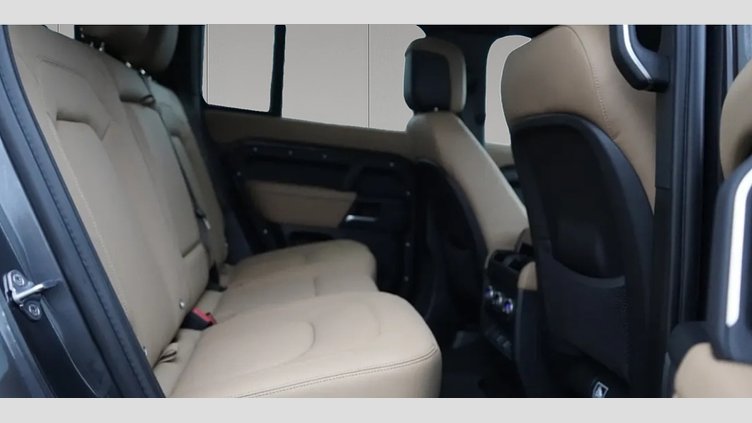 2025 Approved Land Rover Defender 110 Carpathian Grey D350 MHEV z silnikiem wysokoprężnym X-Dynamic HSE