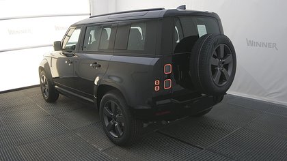 Defender 110 2