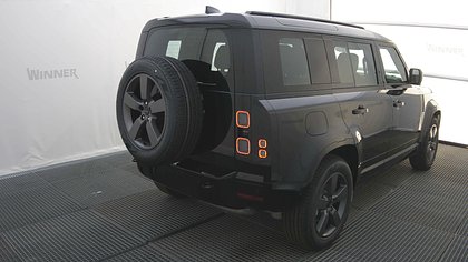 Defender 110 3