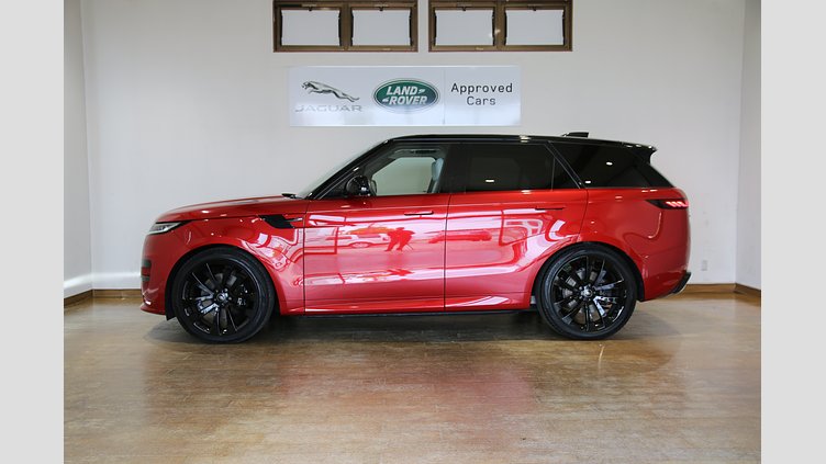 2023 認定中古車 Land Rover Range Rover Sport フィレンツェレッド 3.0リッター6気筒400PSターボチャージドガソリンMHEV（オートマチック） LAUNCH EDITION（FIRST EDITION BASE）