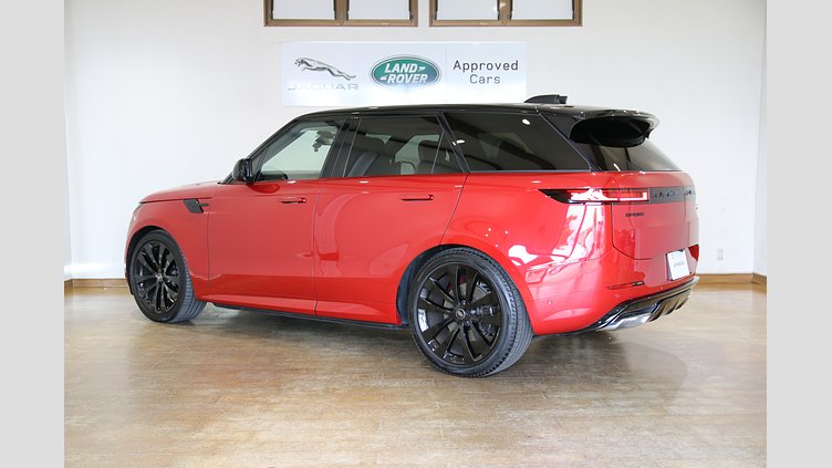 2023 認定中古車 Land Rover Range Rover Sport フィレンツェレッド 3.0リッター6気筒400PSターボチャージドガソリンMHEV（オートマチック） LAUNCH EDITION（FIRST EDITION BASE）