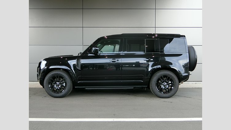 2025 認定中古車 Land Rover Defender 110 サントリーニブラック P300 ガソリン X-Dynamic SE