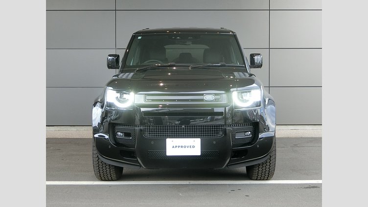 2025 認定中古車 Land Rover Defender 110 サントリーニブラック P300 ガソリン X-Dynamic SE