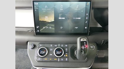 Defender 110 18