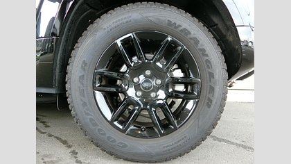 Defender 110 8