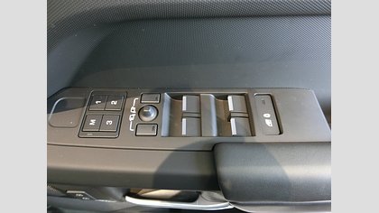 Defender 110 38