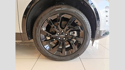 Discovery Sport 8