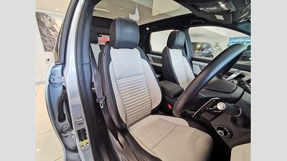 Discovery Sport 17