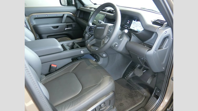 2025 認定中古車 Land Rover Defender 110 ゴンドワナストーン D350 ディーゼルマイルドハイブリッド X-Dynamic HSE