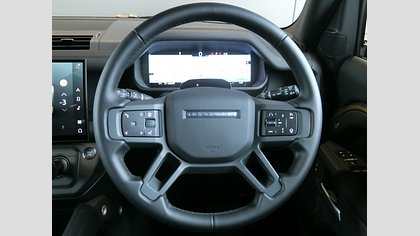 Defender 110 37