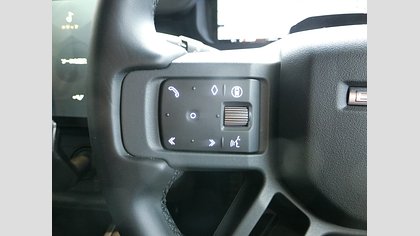 Defender 110 14
