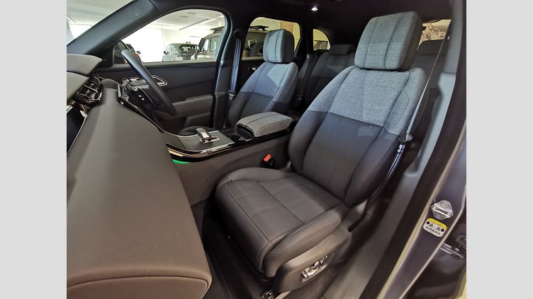 2023 認定中古車 Land Rover Range Rover Velar ヴァレジネブルー P400eプラグインハイブリッド（ガソリン） Standard Wheelbase Dynamic HSE