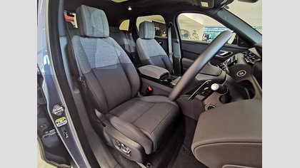 Range Rover Velar 17