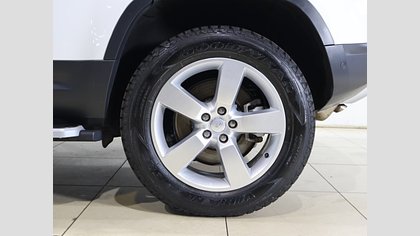 Defender 110 8