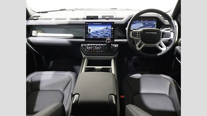 Defender 110 3