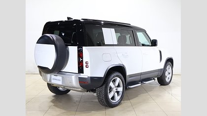 Defender 110 17