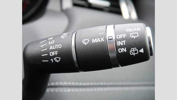 2016 認定中古車 Land Rover Range Rover Evoque Fuji White 2.0 litre Si4 Petrol ＳＥプラス