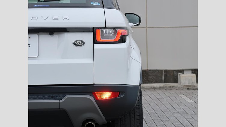 2016 認定中古車 Land Rover Range Rover Evoque Fuji White 2.0 litre Si4 Petrol ＳＥプラス
