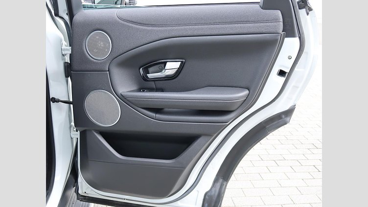 2016 認定中古車 Land Rover Range Rover Evoque Fuji White 2.0 litre Si4 Petrol ＳＥプラス