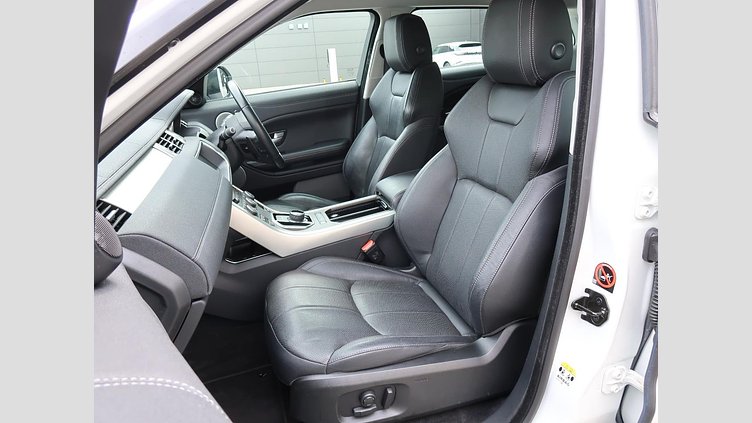 2016 認定中古車 Land Rover Range Rover Evoque Fuji White 2.0 litre Si4 Petrol ＳＥプラス