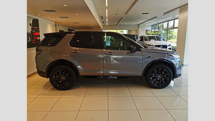2024 認定中古車 Land Rover Discovery Sport アイガーグレイ P300eプラグインハイブリッド（ガソリン） 標準ホイール DYNAMIC HSE
