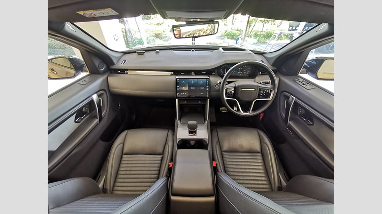 2024 認定中古車 Land Rover Discovery Sport アイガーグレイ P300eプラグインハイブリッド（ガソリン） 標準ホイール DYNAMIC HSE