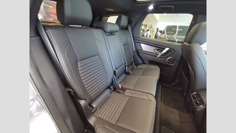 2024 認定中古車 Land Rover Discovery Sport アイガーグレイ P300eプラグインハイブリッド（ガソリン） 標準ホイール DYNAMIC HSE