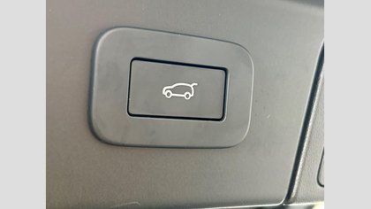 Range Rover Velar 40