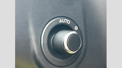 Range Rover Velar 26