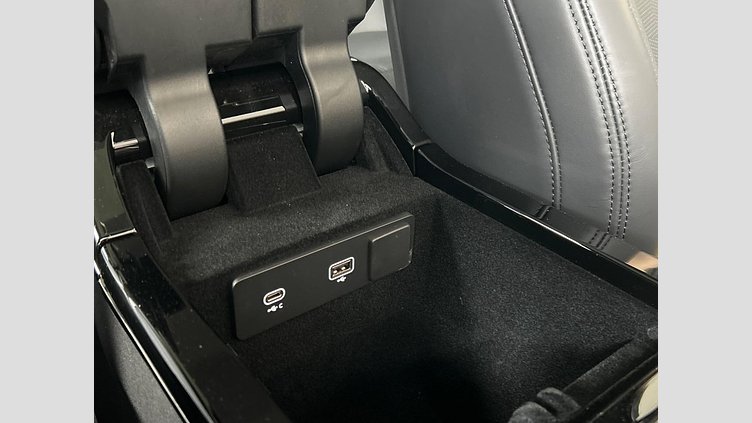 2024 認定中古車 Land Rover Range Rover Velar カルパチアングレイ P400eプラグインハイブリッド（ガソリン） スタンダードホイールベース Dynamic HSE